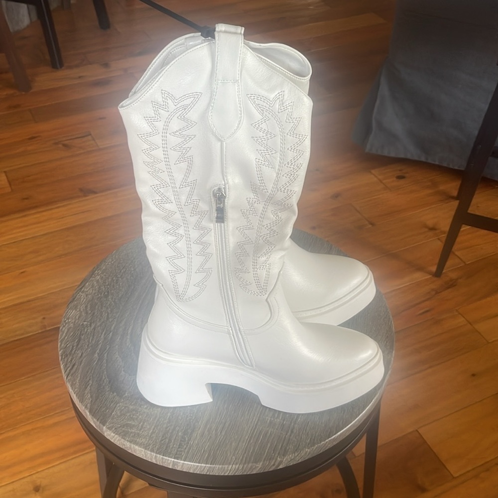 White platform cowgirl boots